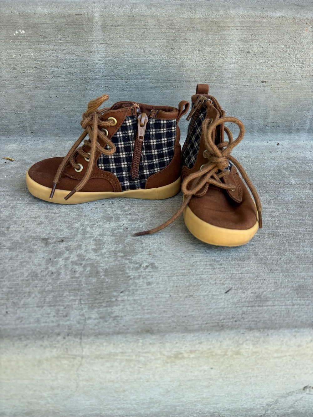 Old Navy Brown Plaid Lace-Up Kids Boots